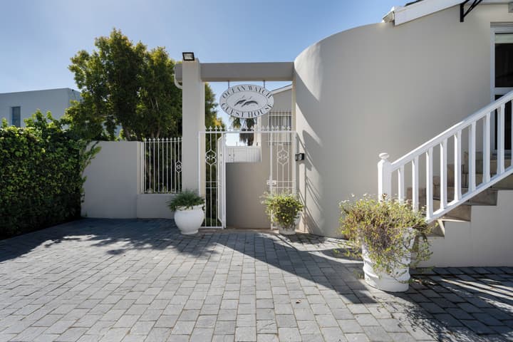 Ocean Watch Guest House