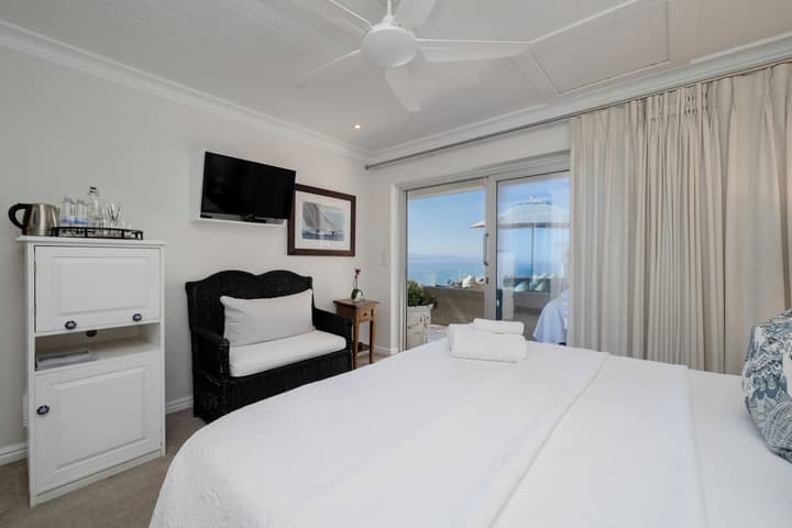 Ocean Watch Guest House