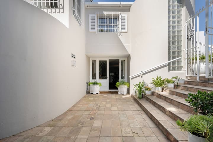 Ocean Watch Guest House