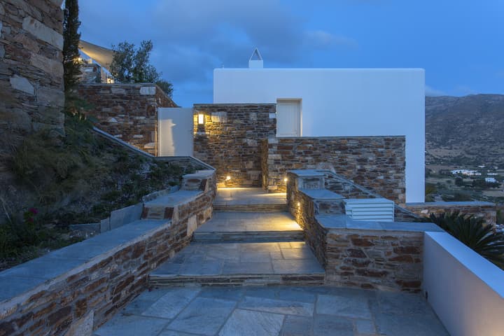 Far Out Hotel & Spa