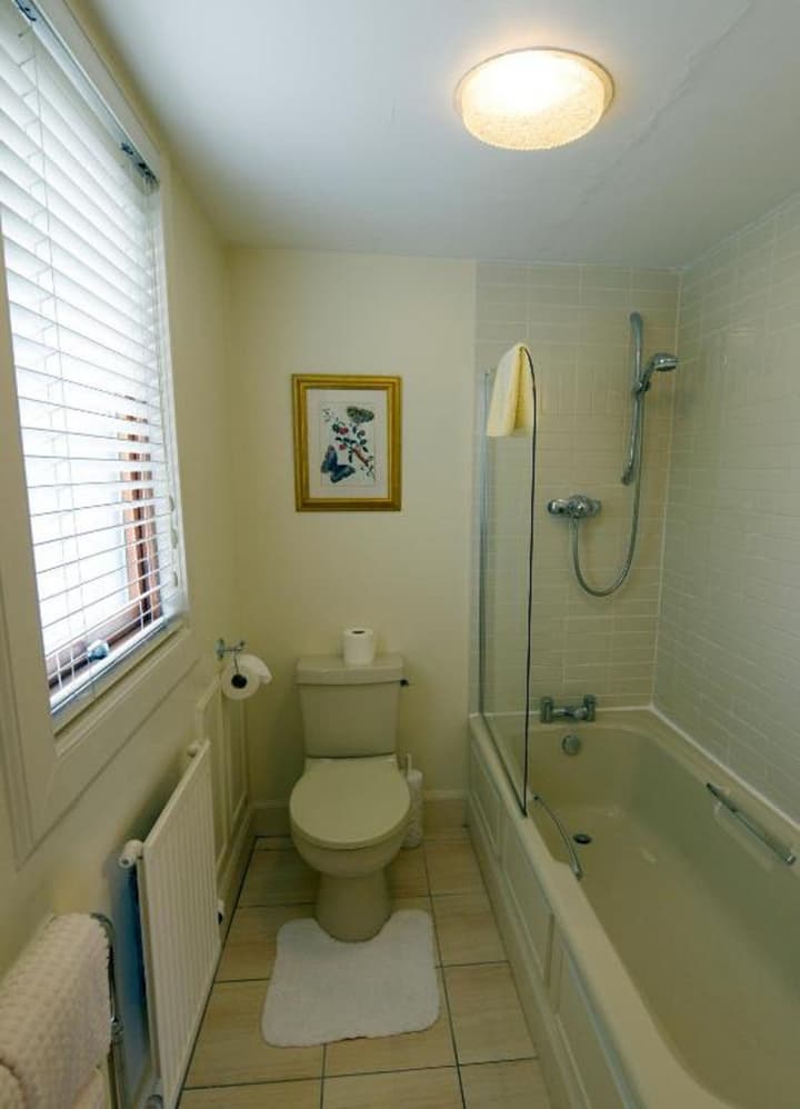 Factors Inn & Cottage