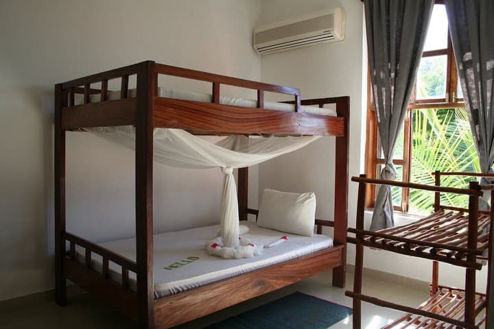 Moonshine Uroa Boutique Hotel