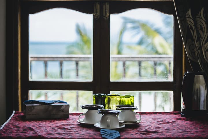 Moonshine Uroa Boutique Hotel