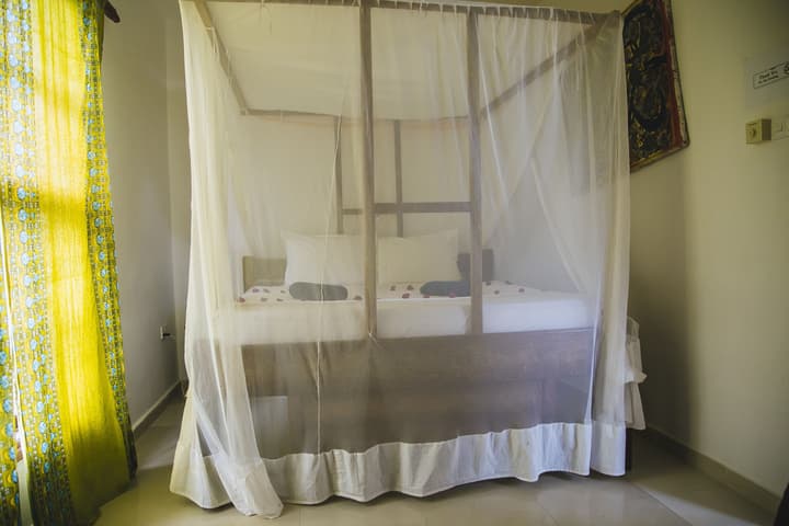 Moonshine Uroa Boutique Hotel