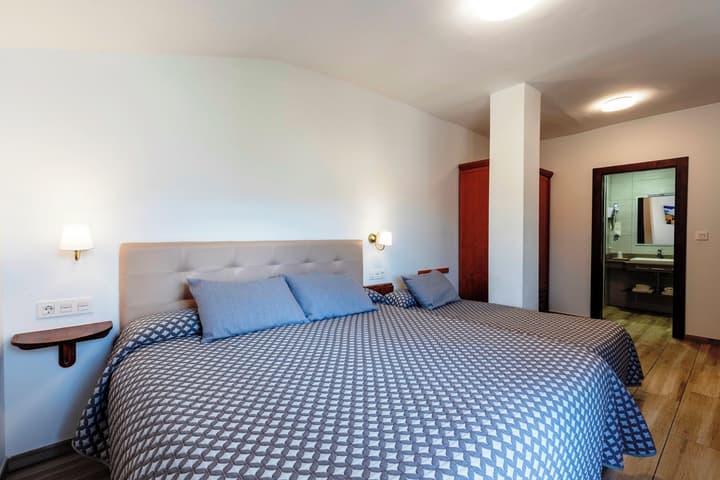 Hostal y Apartamento Rural Los Naranjos