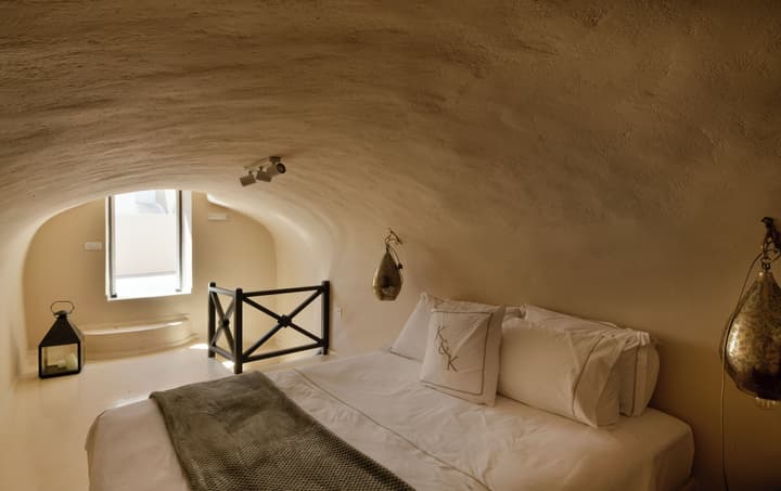OIA Unique Homes by K&K