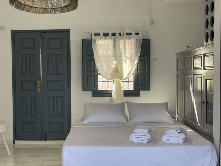 OIA Unique Homes by K&K