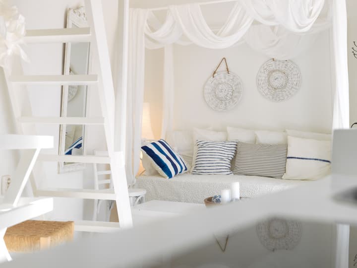 OIA Unique Homes by K&K