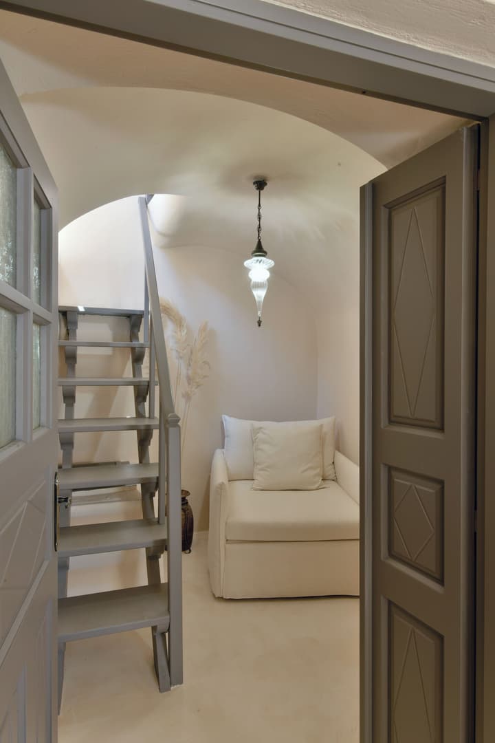 OIA Unique Homes by K&K