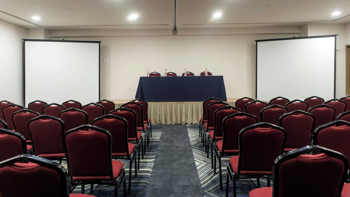 Holiday Inn Express Mexico - Toreo by IHG