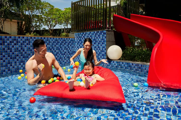 Four Points by Sheraton Surabaya, Tunjungan Plaza
