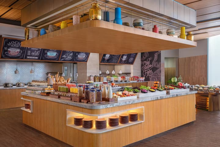 Four Points by Sheraton Surabaya, Tunjungan Plaza