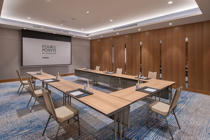 Four Points by Sheraton Surabaya, Tunjungan Plaza