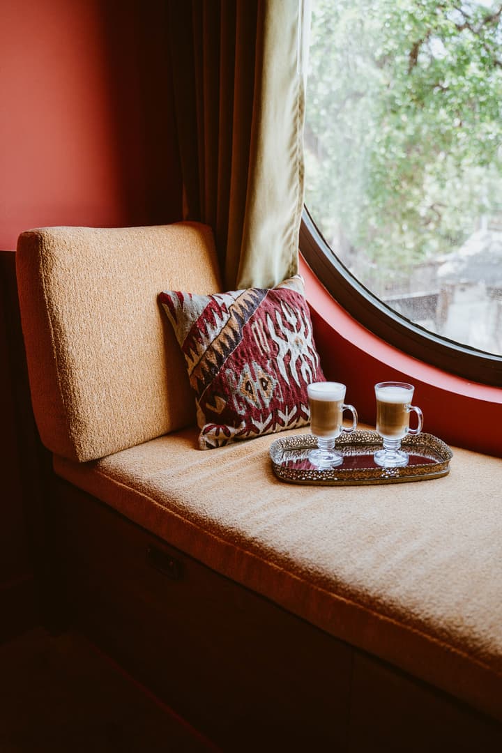 The Frances Modern Inn