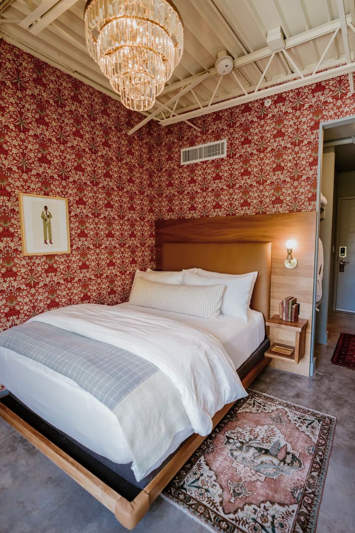 The Frances Modern Inn