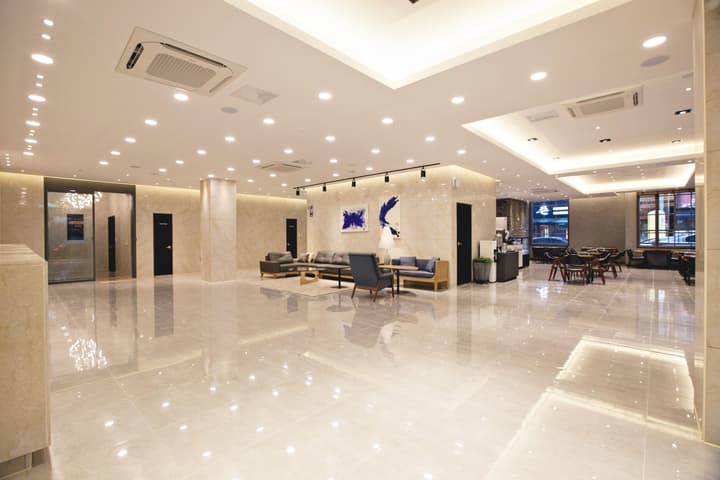 GNB Hotel