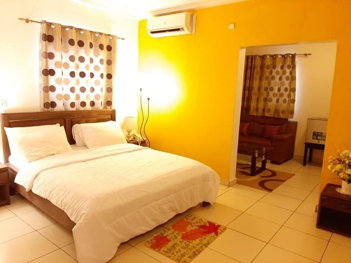 Sun Set Hotel