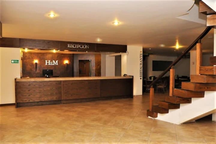 Hotel El Monte