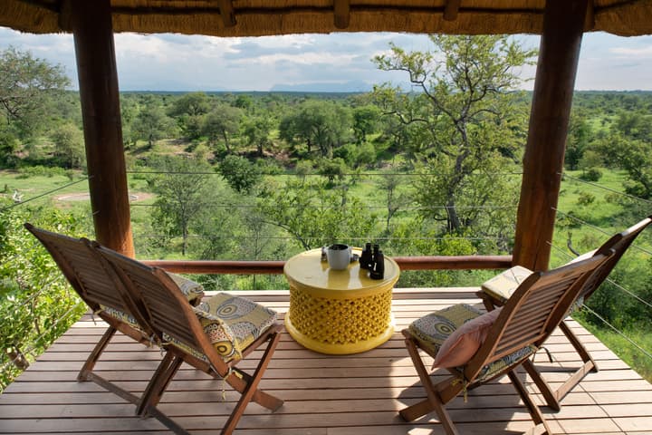 Sausage Tree Safari Camp