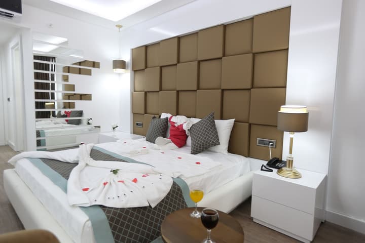 Elips Royal Hotel & Spa