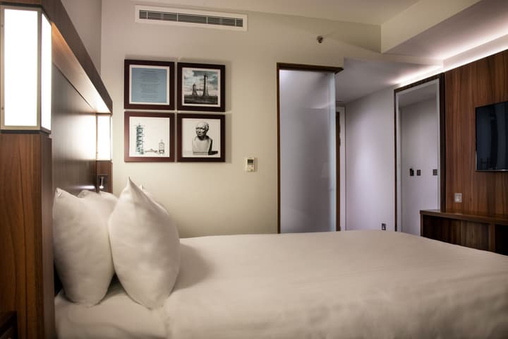 Courtyard by Marriott Edinburgh