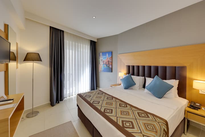 Ramada Hotel & Suites by Wyndham Kusadasi