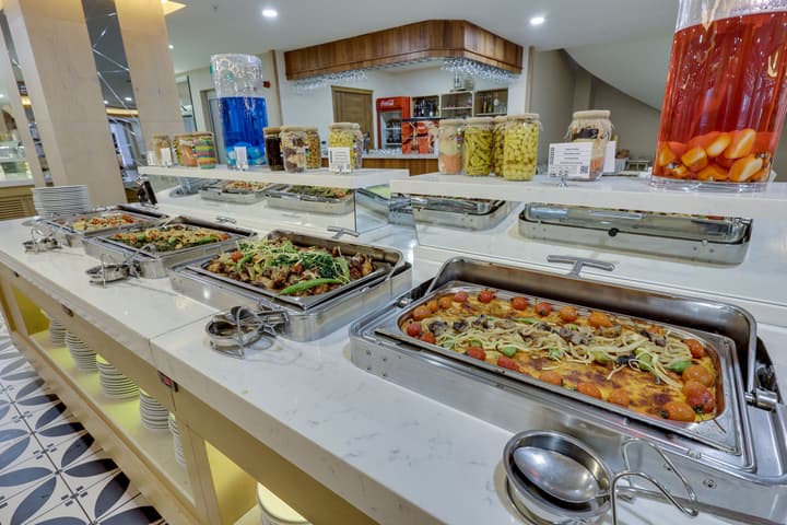 Ramada Hotel & Suites by Wyndham Kusadasi