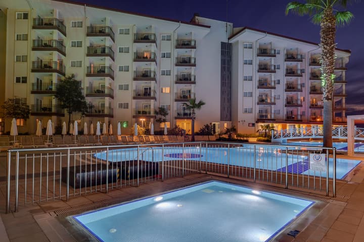 Ramada Hotel & Suites by Wyndham Kusadasi