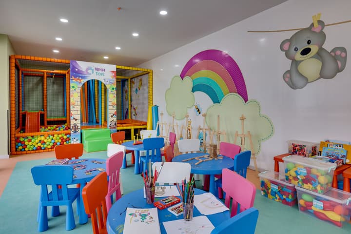 Ramada Hotel & Suites by Wyndham Kusadasi