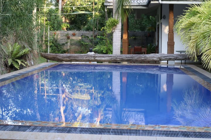 Pavana Hotel