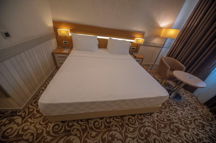 Grand Itimat Hotel