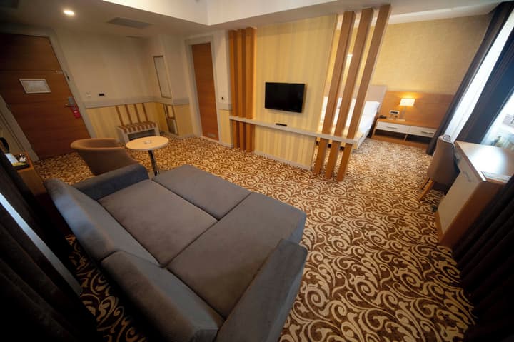 Grand Itimat Hotel
