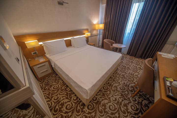 Grand Itimat Hotel