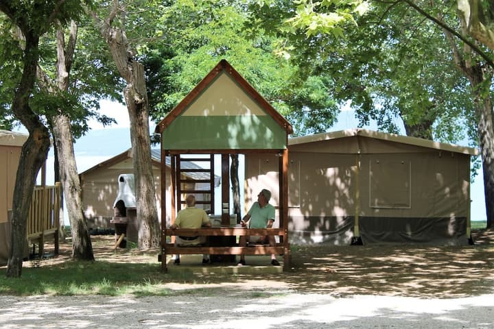 Parco del Lago Glamping & Lodges