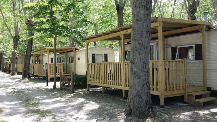 Parco del Lago Glamping & Lodges