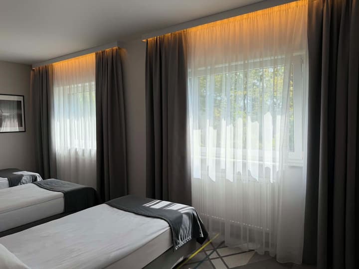 Air Hotel