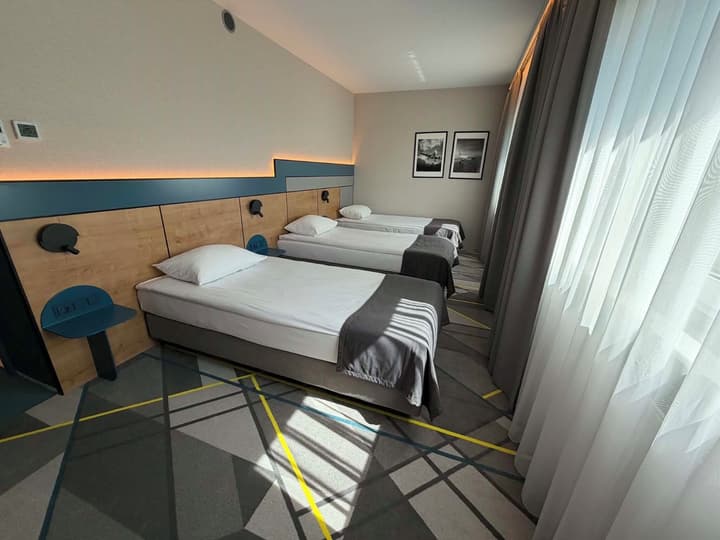 Air Hotel