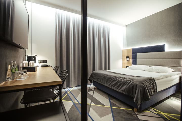 Air Hotel