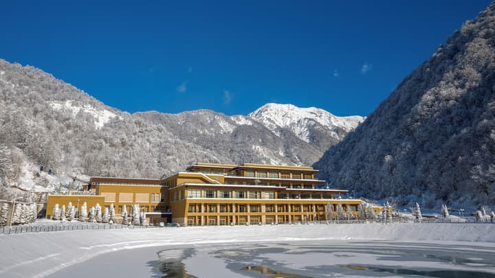 Qafqaz Tufandag Mountain Resort Hotel