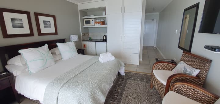 Brenton On Rocks Luxury Guest House