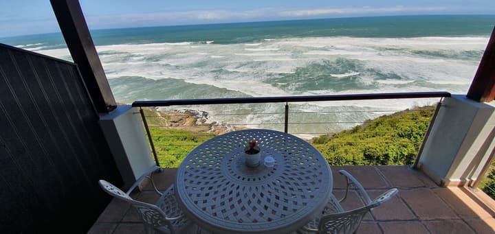 Brenton On Rocks Luxury Guest House