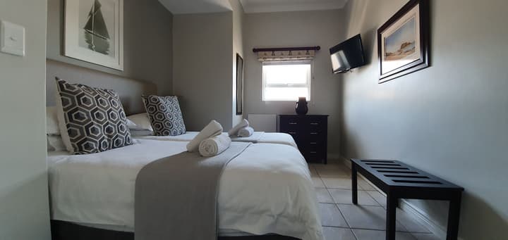 Brenton On Rocks Luxury Guest House