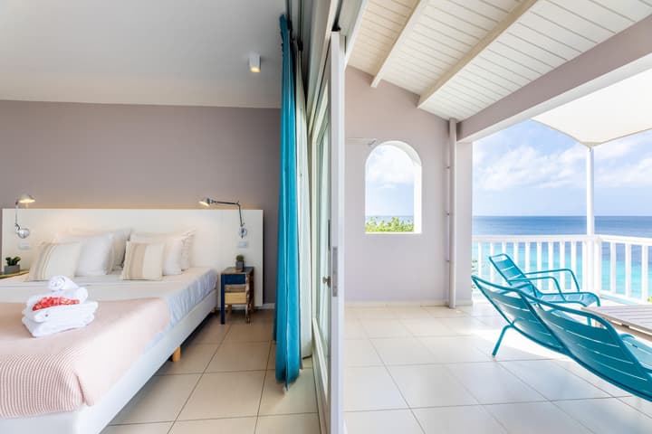 Coral Estate Luxury Resort