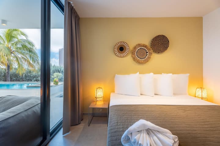 Coral Estate Luxury Resort