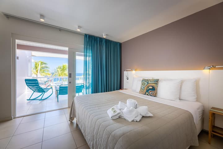 Coral Estate Luxury Resort