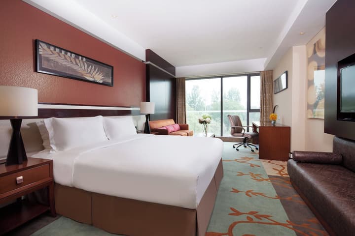 Holiday Inn Beijing Shijingshan Parkview by IHG