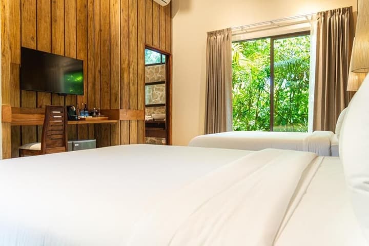 Chachagua Rainforest Hotel & Hot Springs