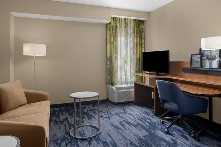 Fairfield Inn & Suites Savannah Downtown/Historic District