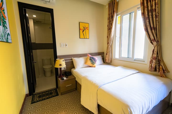 Flora Hotel Hue