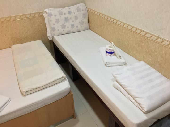 Everest Guest House